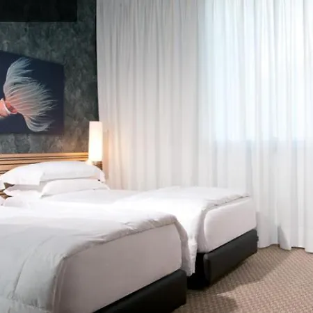Hotel Sea Art 4*